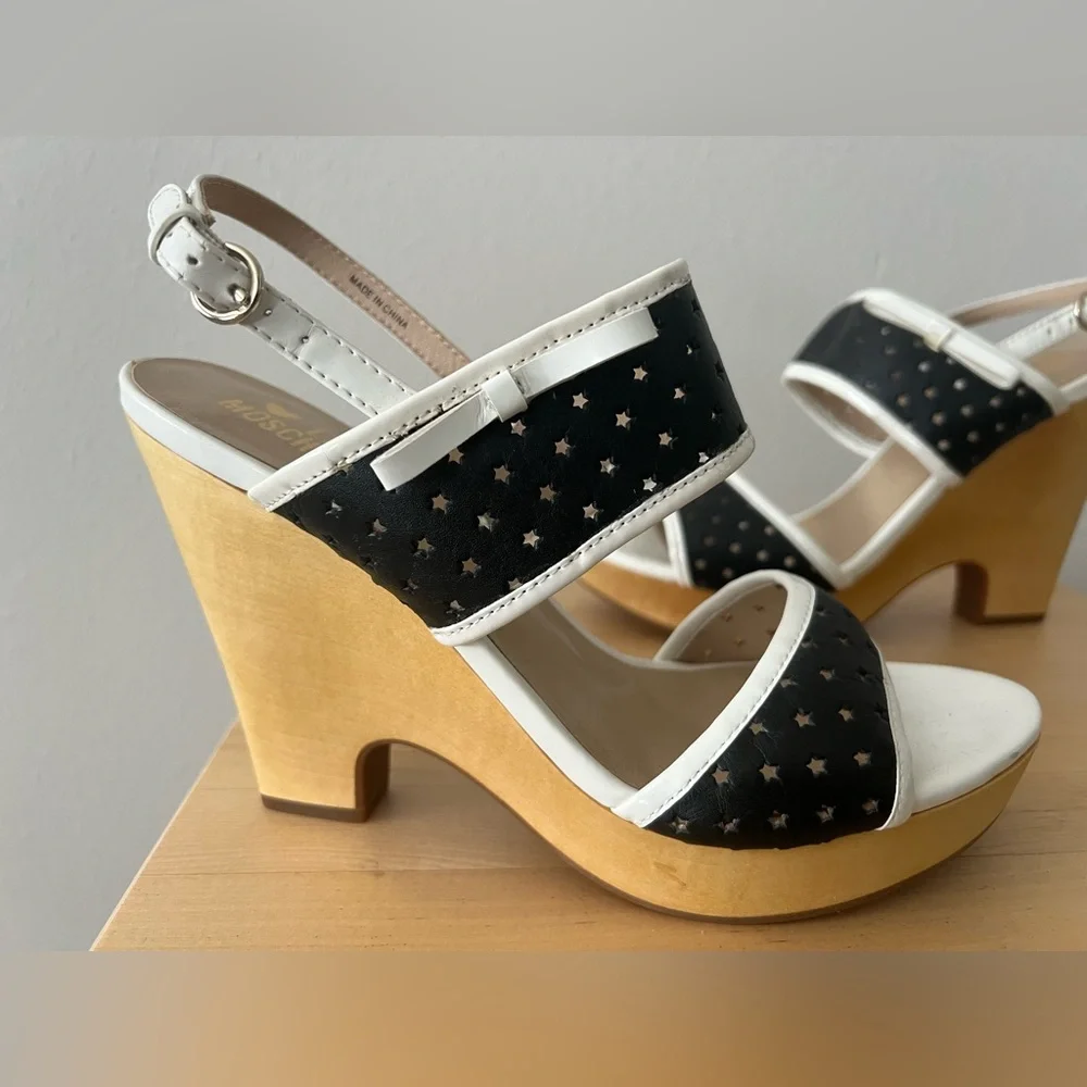 Vintage Love Moschino Black and White Platform Sandals‎
